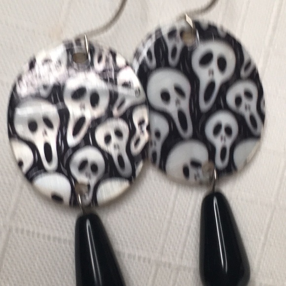 Earrings Scream face lost soul real abalone shell/glass hand blown on silver - Picture 2 of 5